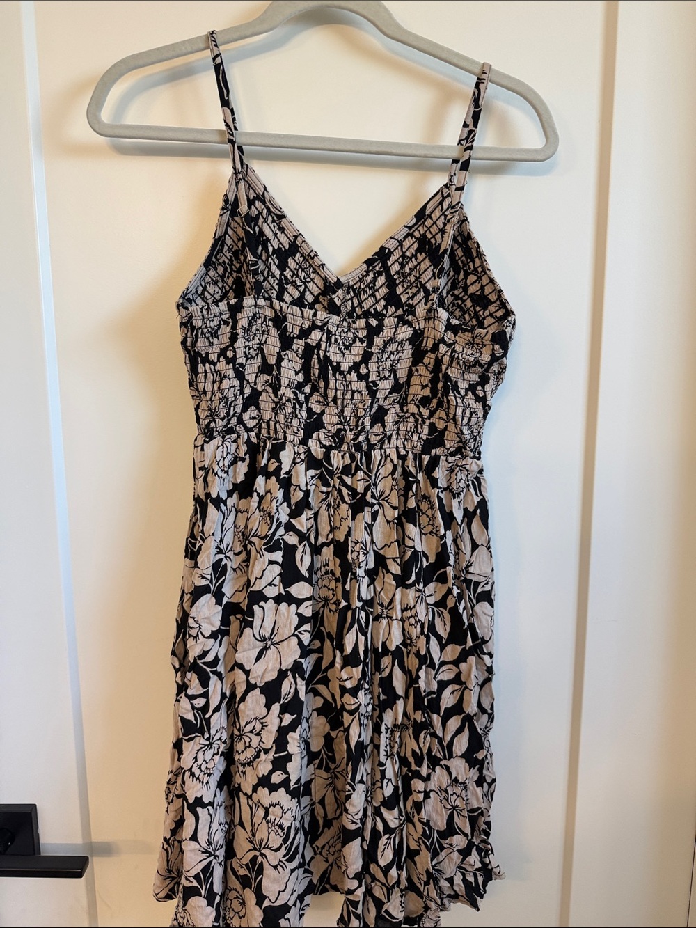 Angie Black and Cream Floral Smocked Mini Dress - Picture 4 of 4